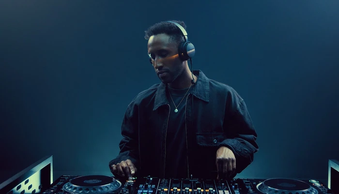 beyerdynamic-dj-300-pro-x-professional-dj-kulakligi-asimetrik-e-ticaret-görsel3