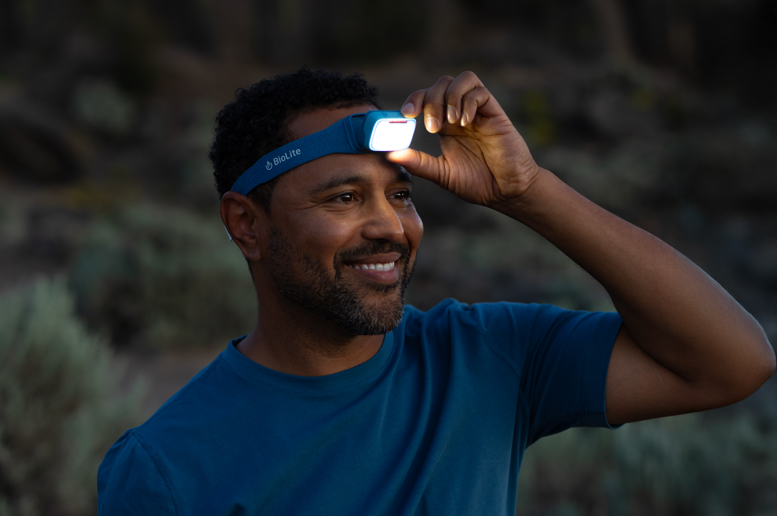 BioLite Range 300 - USB-C Şarjlı Kafa Lambası - Slate Blue 1