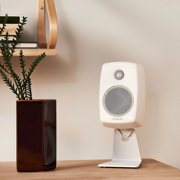 Genelec Genelec G One - Aktif Ev Tipi Hoparlör 1