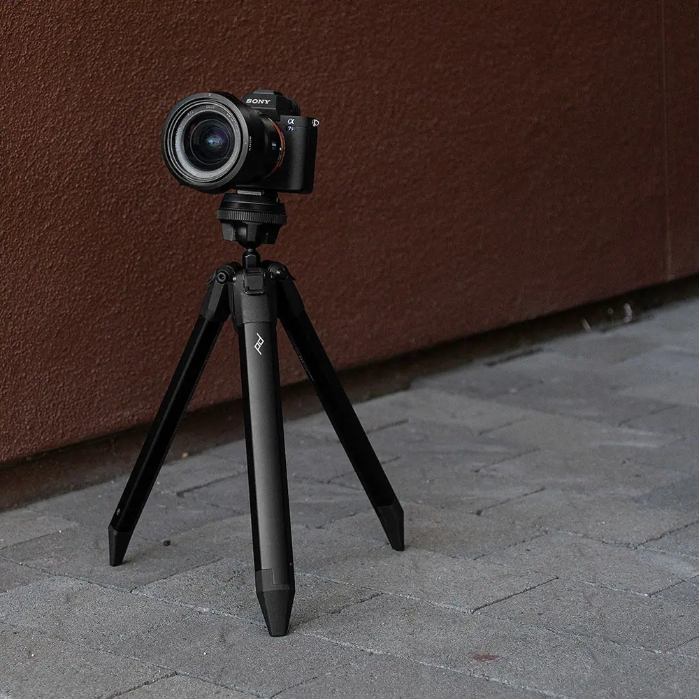 Tripod setup with the plastic foot plugs, TT-ULCK-5-150-1, single_var