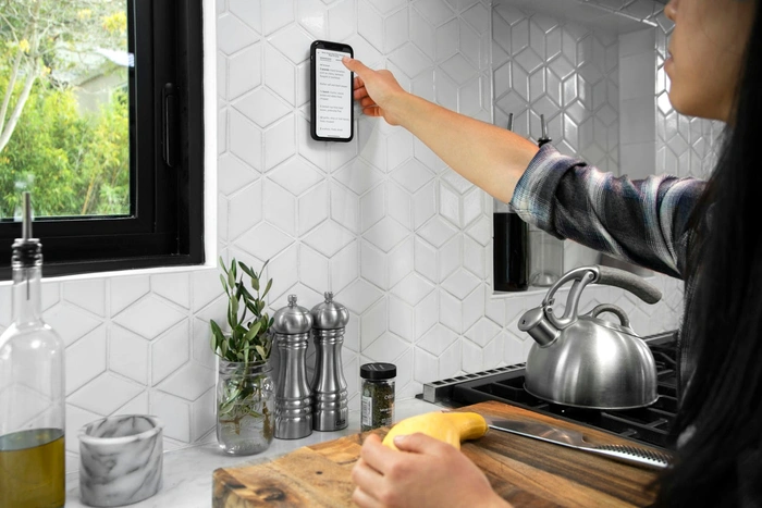 mobile wallmount PD Wallmount15