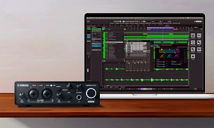 urx22c feature01 900x540 6631e5e6ba31364562c25252b62f8f16