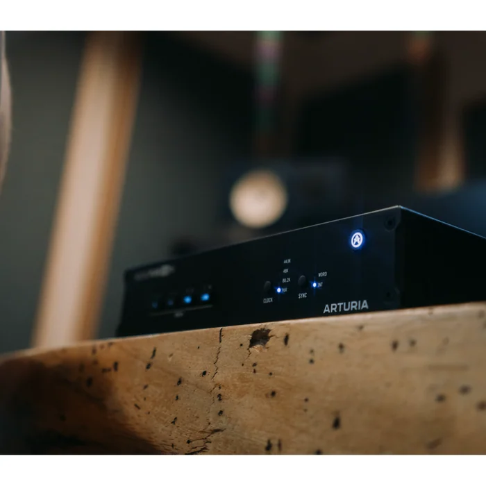 arturia-audiofuse-x8-in-8-kanal-analog-line-adat-donusturucu-asimetrik-e-ticaret-görsel2