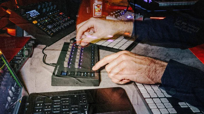 novation-novation-flkey-mini-25-mkii-midi-klavye-kopya-novation-flkey-mini-25-mkii-midi-klavye-kopya-asimetrik-e-ticaret-görsel1